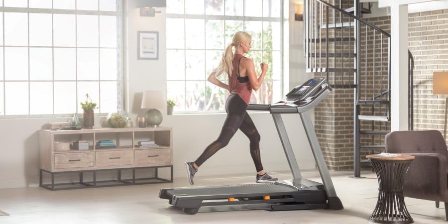 T-Serie: Laufband mit Steigung, Bluetooth, 136 kg Traglast
